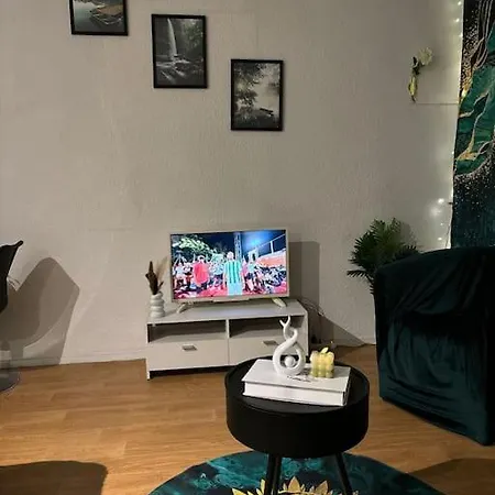 La Belle étape Et Parking Apartamento