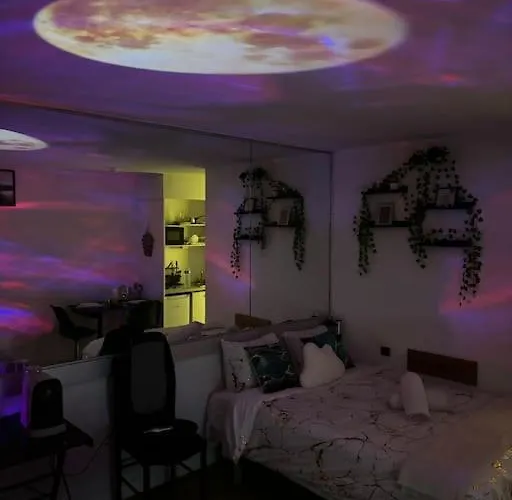 La Belle Etape Et Parking Carquefou